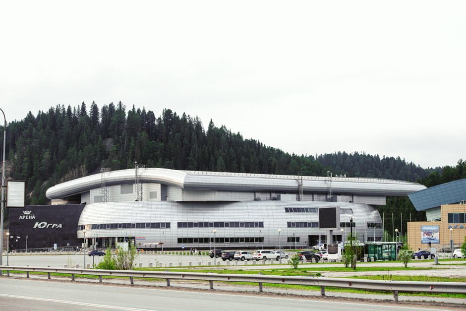 重磅三方交易落地 里夫斯续约湖人之路再无阻碍
