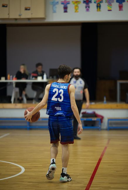 南非主帅:对手排名都高于我们 或许会低估我们