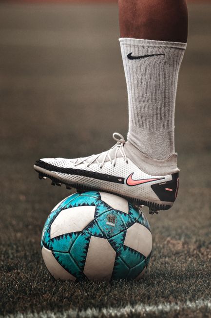比利时认为FIFA提供的训练场草坪质量不佳